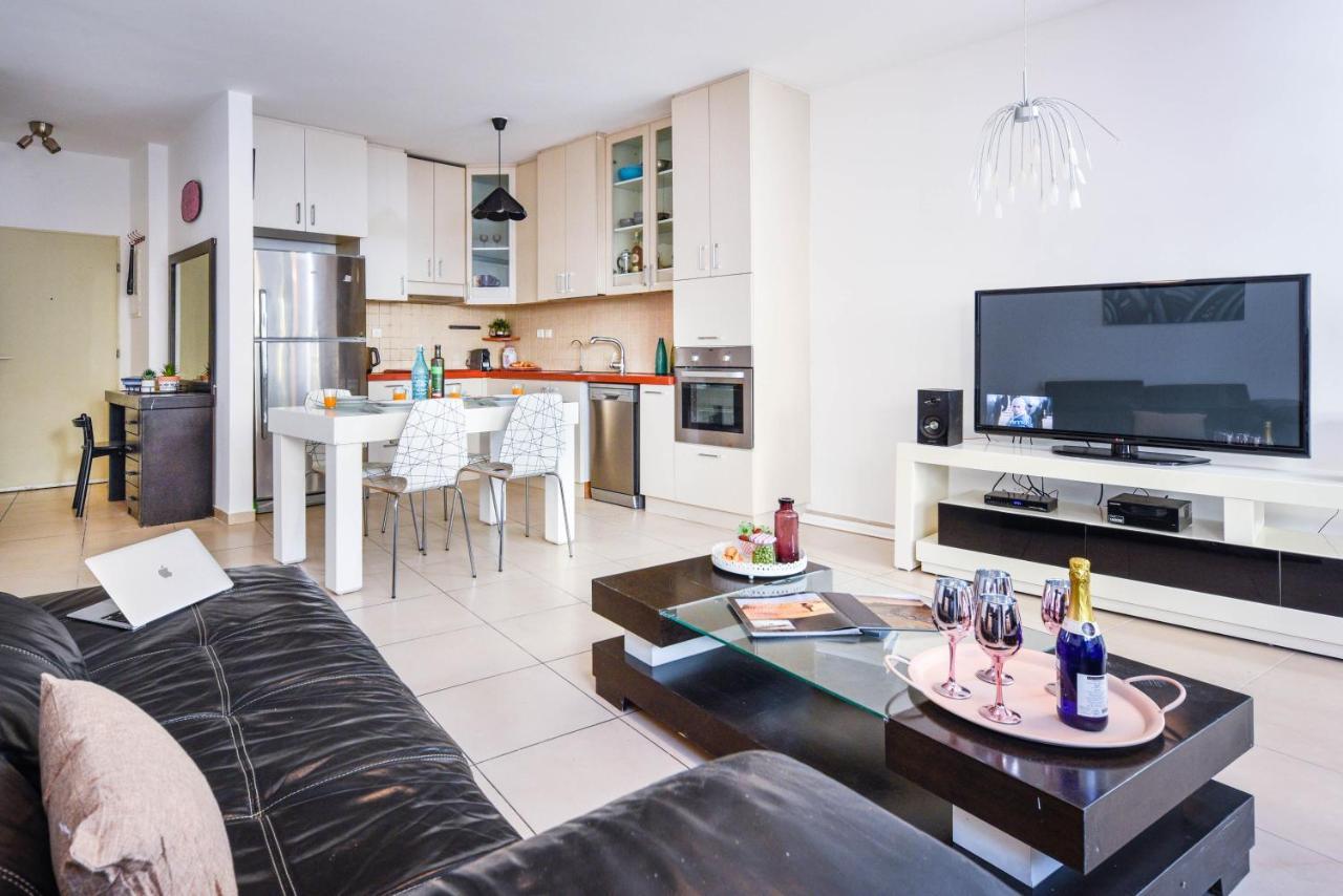 Stunning 2Br Apt W Balcony In City Center By Sea N' Rent Tel Aviv Exterior photo