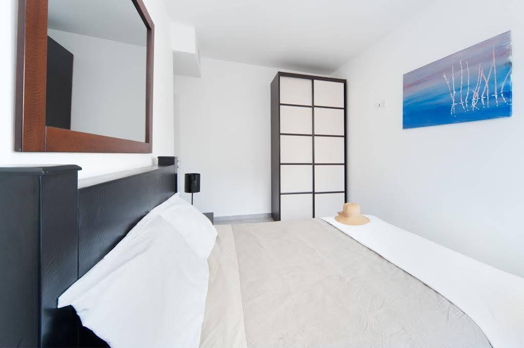 Stunning 2Br Apt W Balcony In City Center By Sea N' Rent Tel Aviv Exterior photo